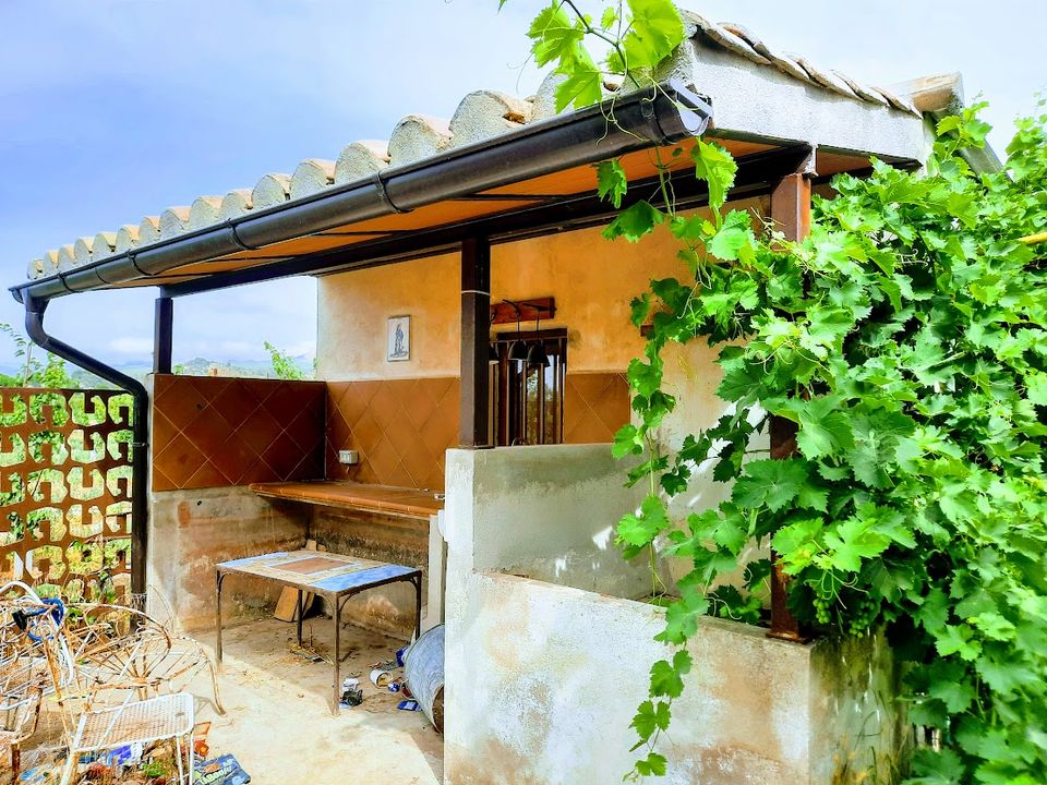 Country house for sale in Ginestar, Tarragona province € 33,000 Ref